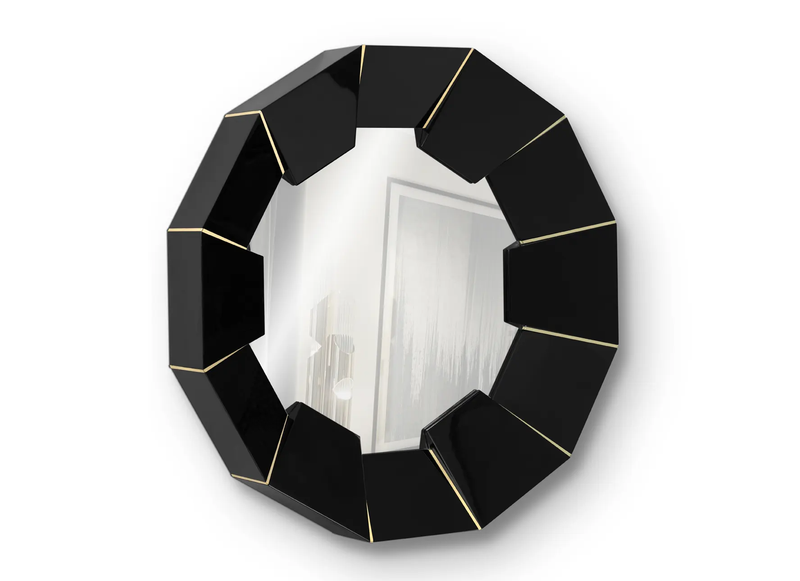 Darian Black Mirror alternate view