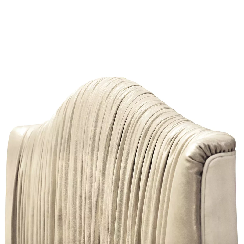 Plissé Bed alternate view