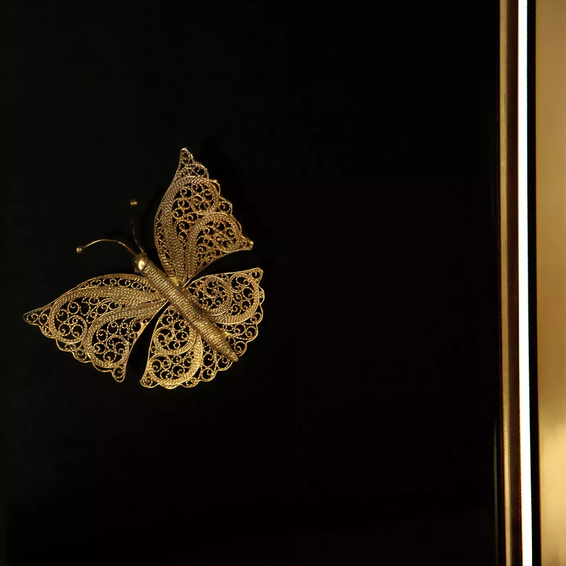 Euphoria Black Lacquer Metal Frame Screen alternate view